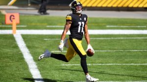Chase Claypool Had Record Setting Day For The Pittsburgh Steelers In The Victory At Heinz Field In Pittsburgh.