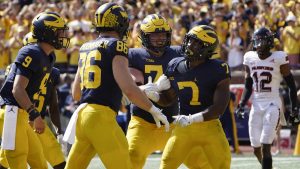 Donovan Edwards Scored 2 TD Runs For The Michigan Wolverines Football Team As A True Freshman RB On Offense.