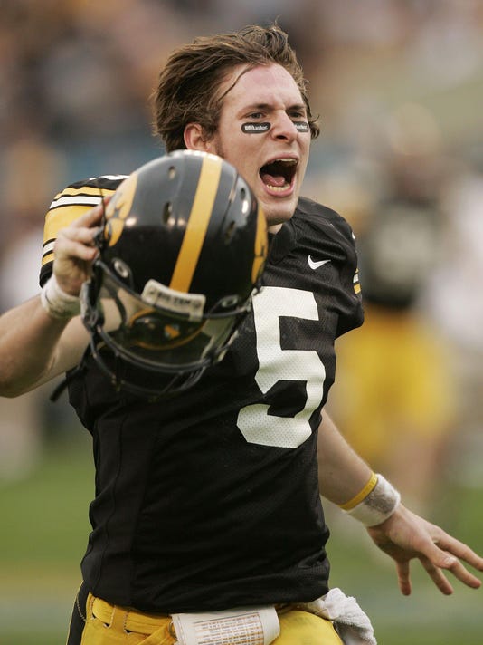 Drew Tate Remembers That Hail Mary GW Pass In The 2005 Capital One Bowl