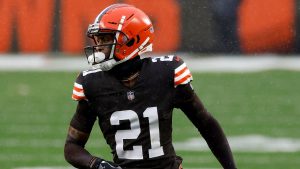 Denzel Ward Good CB For The Cleveland Browns On Defense In The Secondary……..