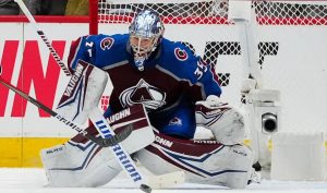 Darcy Kuemper Guide The Colorado Avalanche To A Shutout Victory On The Road In Las Vegas On Wednesday Night.