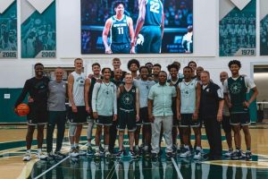 Barry Sanders Got To See The Michigan State Spartans 🏀 Team In East Lansing.