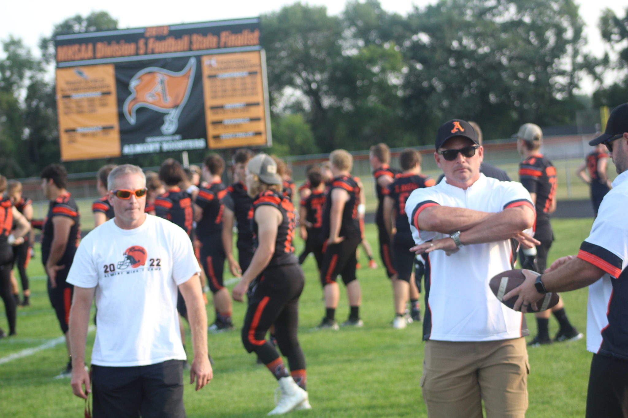 Almont Raiders Football Team Get A Upset Victory Over The Defending