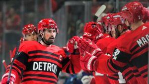 Dylan Larkin & Jonatan Berggren Lead The Way For The Detroit Red Wings 🏒 Team To A Win At Little Caesars Arena In Detroit……