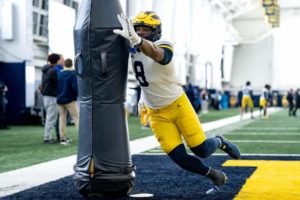Derrick Moore The Guy To Watch Out There For The Michigan Wolverines 🏈 Team…..