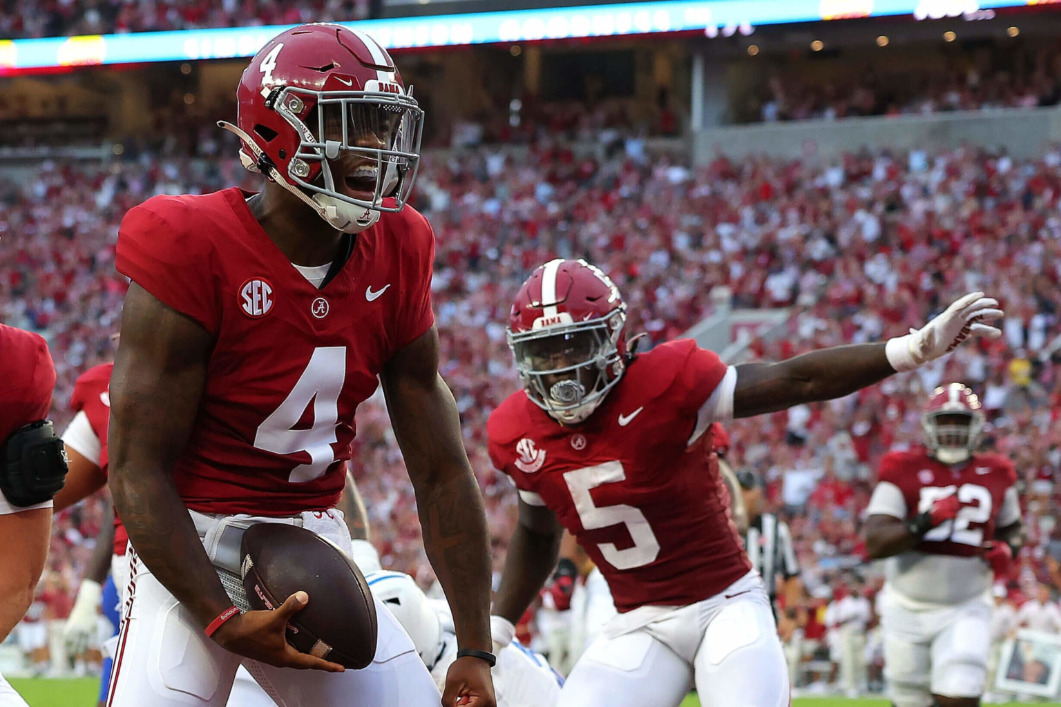 Jalen Milroe Grew Up Watching Jalen Hurts Play For The Alabama Crimson