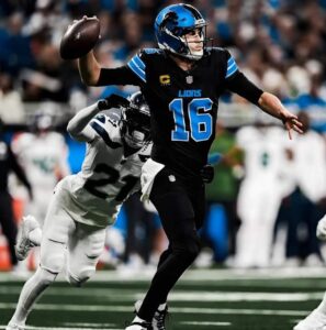 Jared Goff Guided The Detroit Lions 🏈 Team To A Monday Night Win At Ford Field In Detroit…..