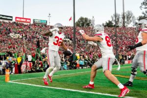 TreVeyon Henderson Having A Good 4 Years With The Ohio State Buckeyes Football Team……